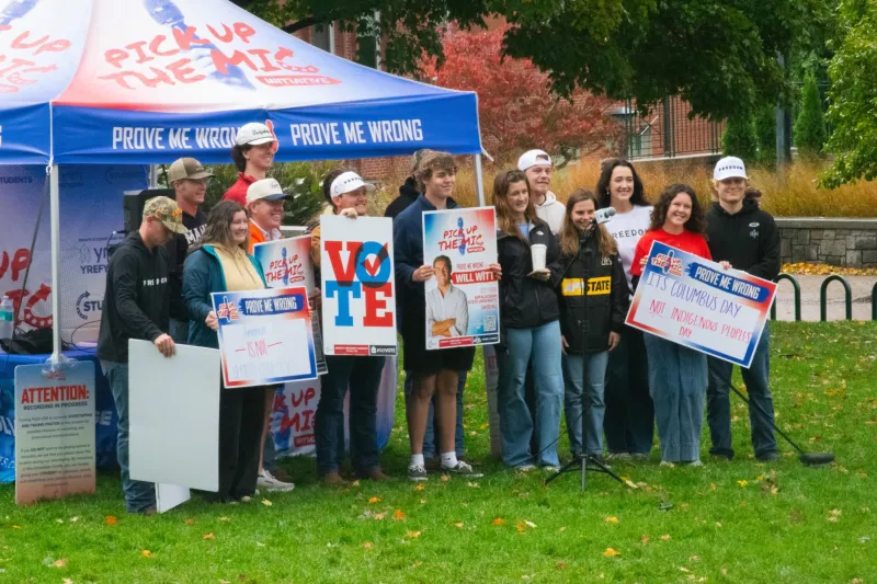 Students once again debate Turning Point speaker on Sanford Mall