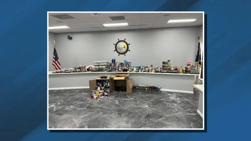 Emerald Isle police: 3 charged after vape shop search warrants in Carteret County