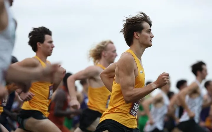 Mountaineers Cap Strong Performance at Arturo Barrios Invitational