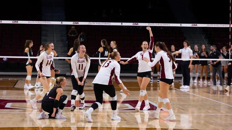 Phoenix Cruises Past William & Mary In Straight Sets