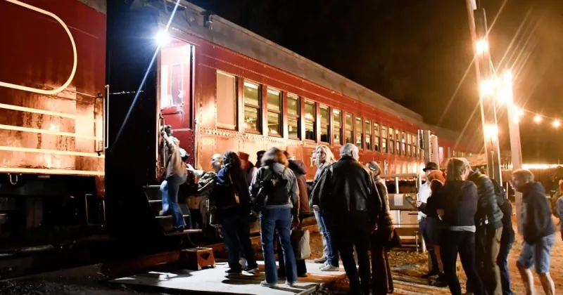 Tall redwoods and stiff drinks are the stars of California's new adults-only train car
