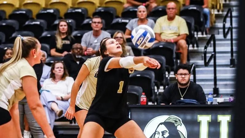 Volleyball Knocks Off Southern Wesleyan