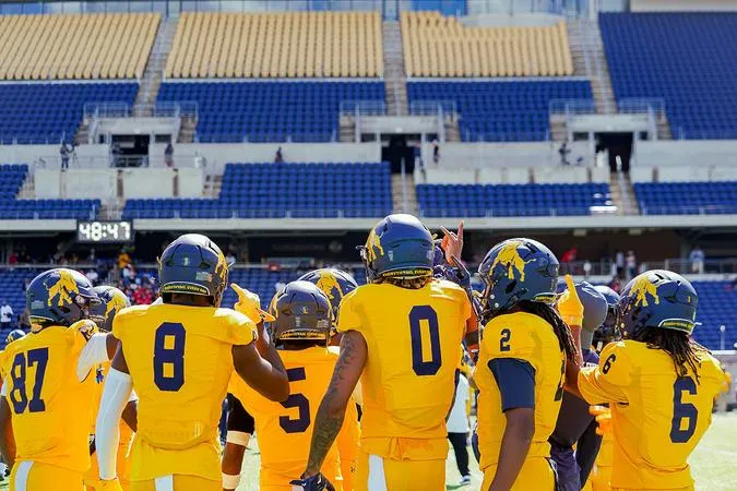 JCSU Football Rolls Past Lincoln, 40-6, on Homecoming