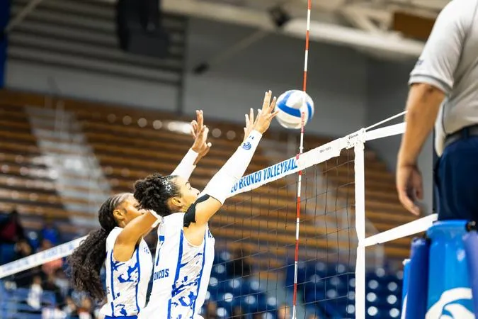 Fayetteville State Sweeps Lincoln (Pa.) to Conclude Day 2 of CIAA Volleyball Roundup
