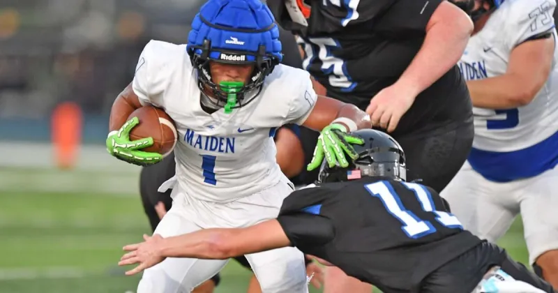 Maiden football wins last-minute thriller in Catawba County rivalry game with Bandys