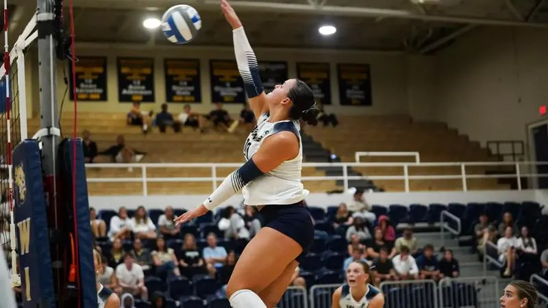 Anderson edges Wingate in five sets