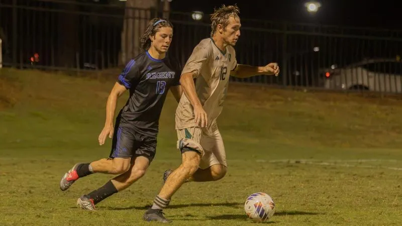 Stretz's Duo of Scores Rises Men's Soccer Over Brevard in Homecoming Victory
