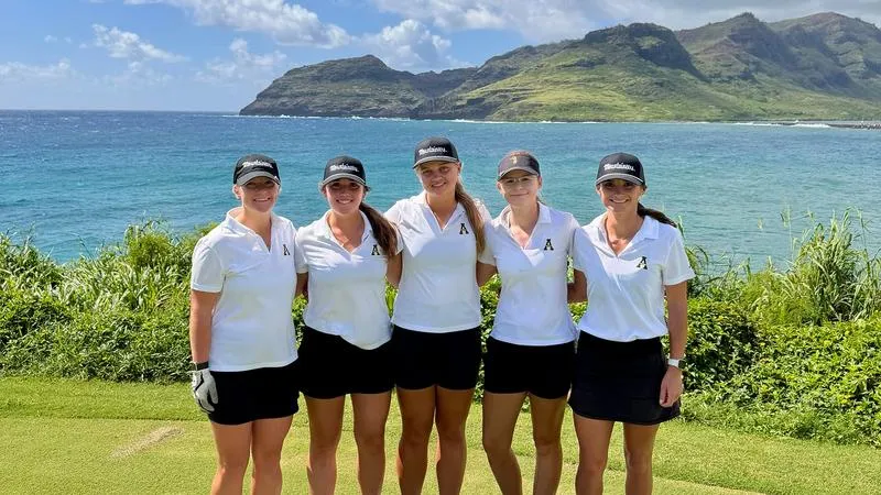 Women's Golf Competes in Hawai'i at Rainbow Wahine Invitational On Kaua'i