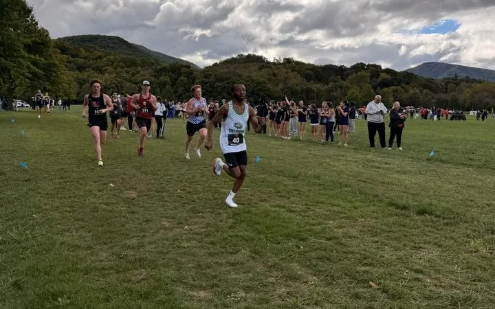Cross Country Competes at South Region Showdown