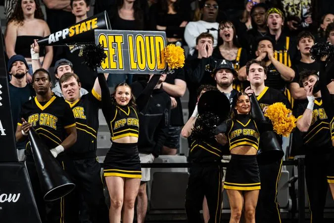 Tickets Available as Men's Basketball Hosts WCU in Tuesday Exhibition