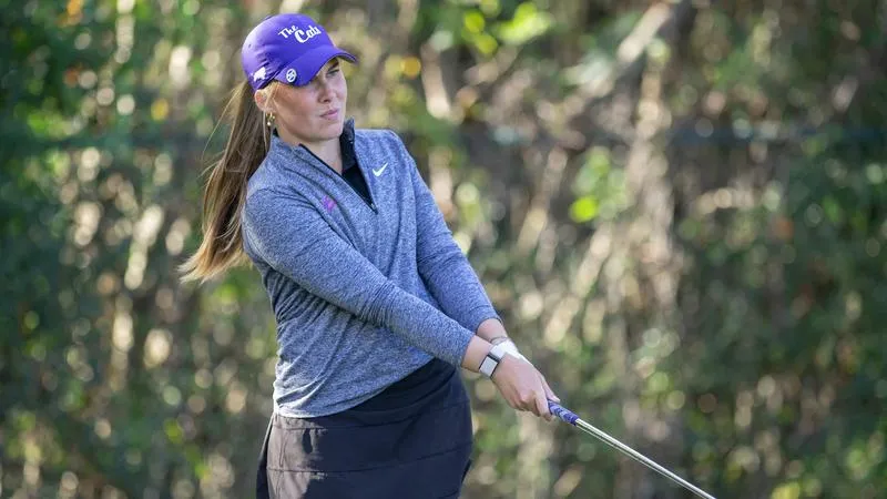 Steinarsdttir Surges 33 Spots, Leads WCU at Edisto Island Invite