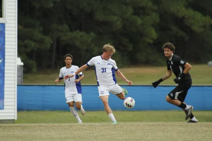 Hawks Out Pace Mount Olive to Secure 4-0 Shutout Victory