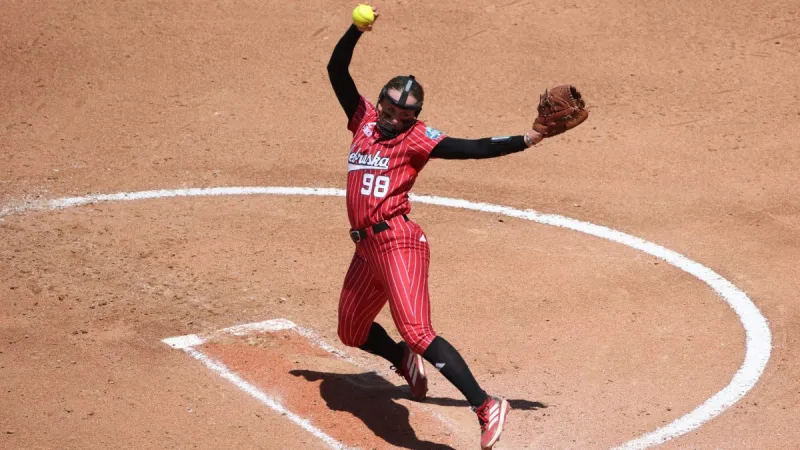 Huskers season ends with 3-1 loss to Texas at WCWS