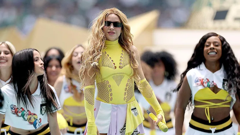 Shakira body double conspiracy goes viral after World Cup performance, Joba is back & world's biggest pizza