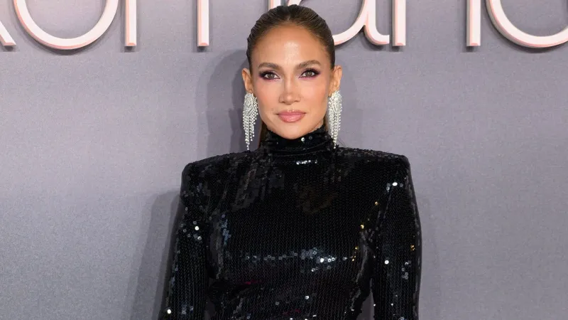 Jennifer Lopez admits she 'would've had sex' with entire star-studded 90s movie cast