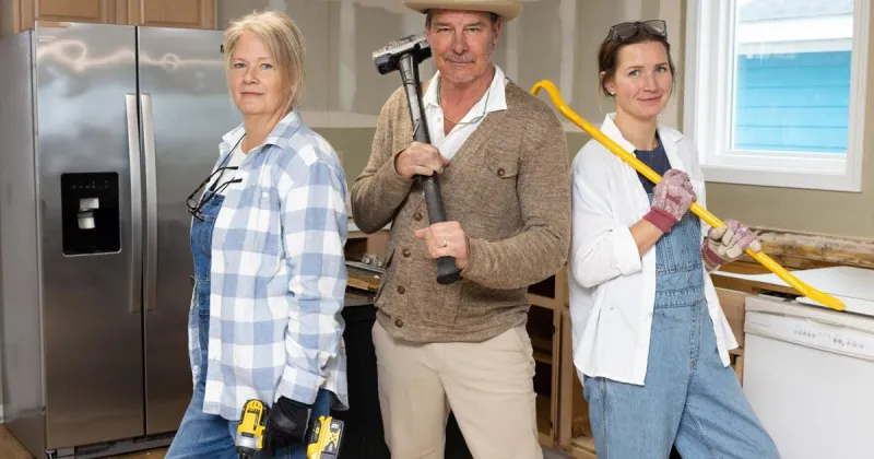 Meet the Nebraska mom, daughter transforming beach houses on HGTV