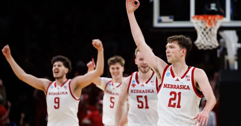 Public Pulse: Reader says the US should abolish college sports