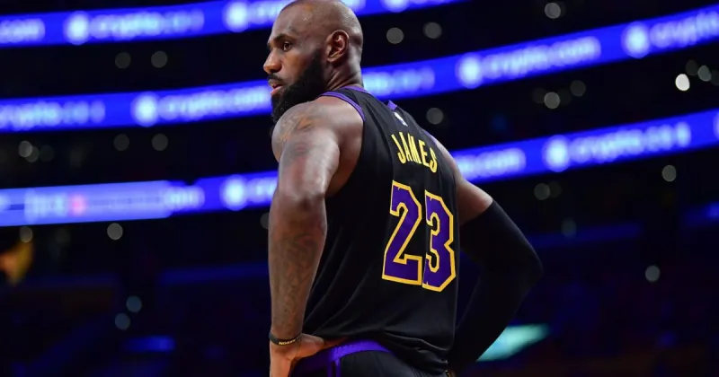 LeBron James leaving Lakers to play with another team