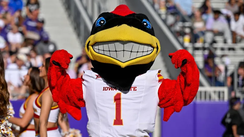 2027 Recruiting Class Shaping Up To Be Special One for Iowa State Football
