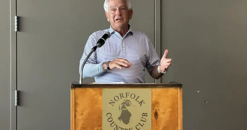 Esary focuses on compassion, kindness at 35th annual FCA golf scramble