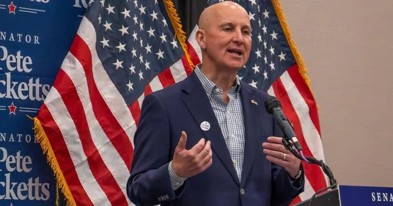 Ricketts' staff to host mobile office hours in Albion