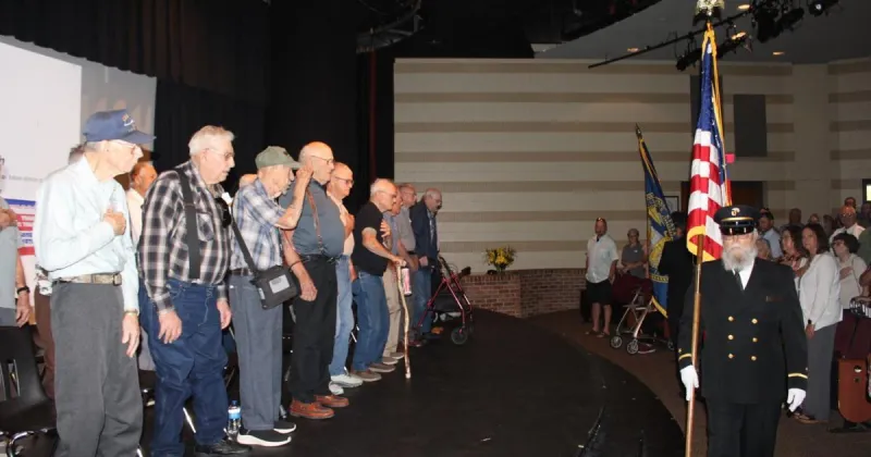 Aging regional Korean War vets receive special coins Friday