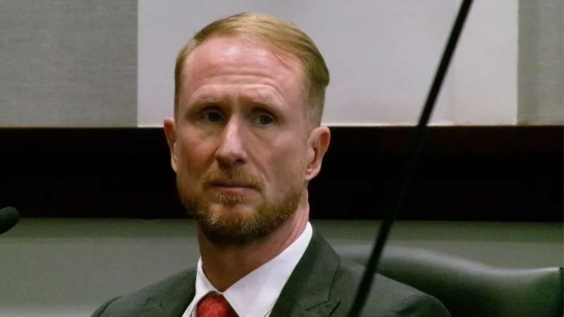 Navy veteran who beat CNN in court says CIA wants him to delete, burn book manuscript: 'That's censorship'