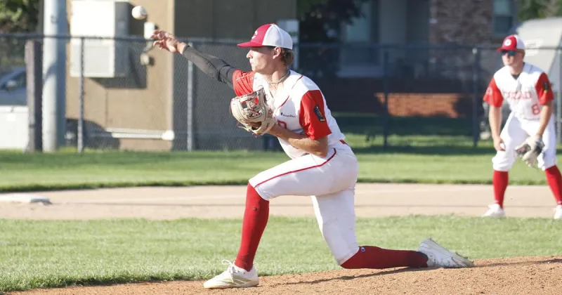 Cozad Reds seniors hold off Kearney Jersey's in 7-6 home win Tuesday