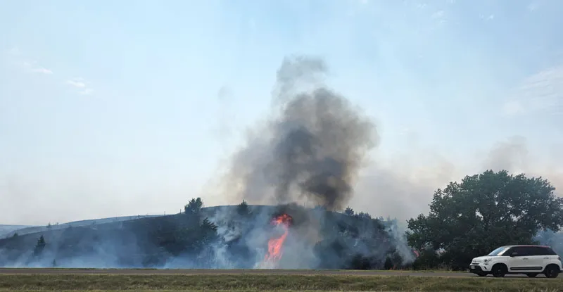 Grass fire near Lake Maloney