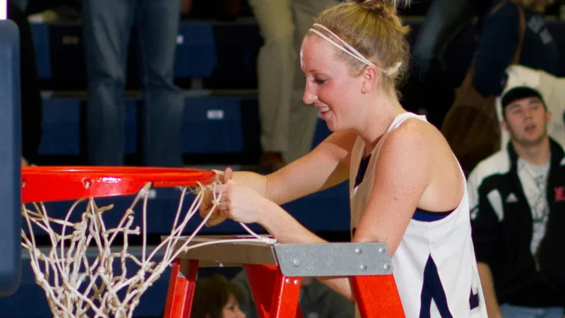 Shooters shoot: all-time great sniper headed to the Concordia Hall