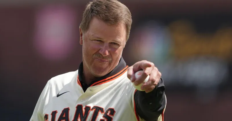 MLB MVP and 'Survivor' contestant, Jeff Kent gets Hall of Fame idol in Cooperstown