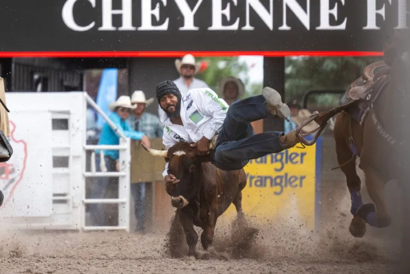 Saddle bronc riders steal the show at Cheyenne Frontier Days