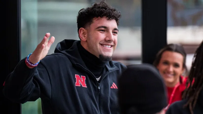 Dylan Raiola couldn't stop burning all his Nebraska bridges at Oregon's Media Day