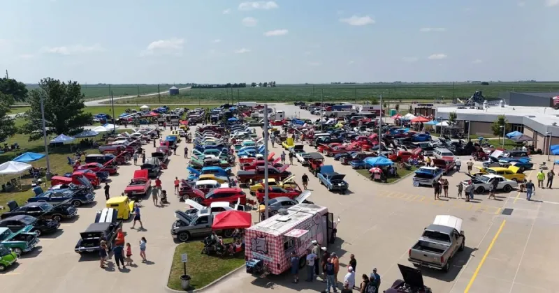 Utica Heritage Days car show nets $3,000 donation for Elf Society