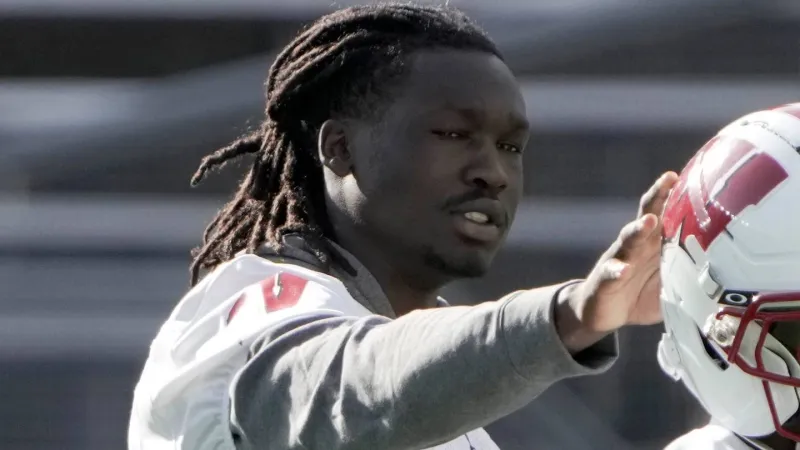 Former Nebraska Blue Chip WR generating starting buzz with Wisconsin Badgers