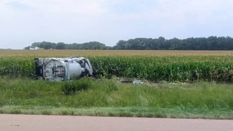 Two Semi Accident Near Wood River