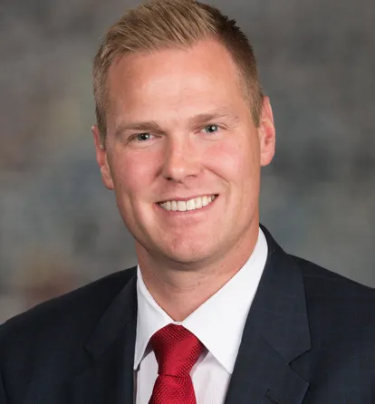 Lindstrom Fails to Meet Petition Signature Threshold for Governor