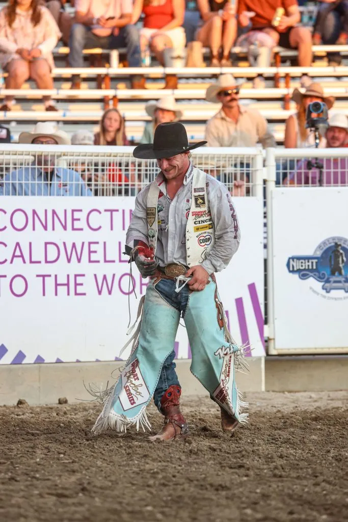 Struxness has success at Caldwell Night Rodeo