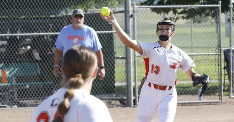 Lexington softball takes eighth place at home tournament