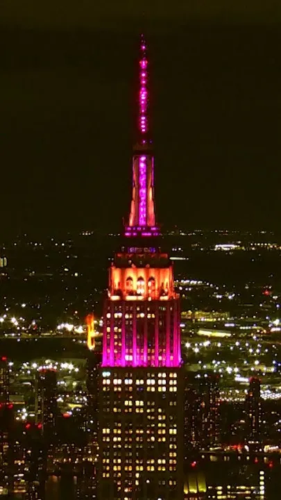 Empire State Building Lights Up Pink for Dolly Parton (Video)