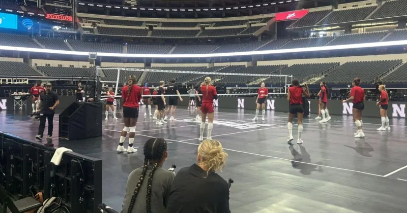 Nebraska volleyball 'ready to play,' says DBK, after soaking in 'unique' AT&T Stadium scene