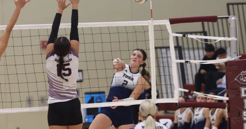 York routs Hastings in volleyball opener