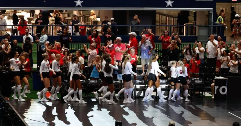 Just: Volleyball legend Kerri Walsh Jennings 'so grateful' to see sport evolve, 'Spikes' showcase