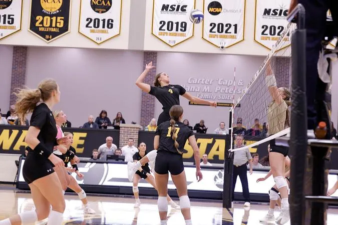 'Cats cap New York trip with easy sweep over Bloomsburg (Pa.)