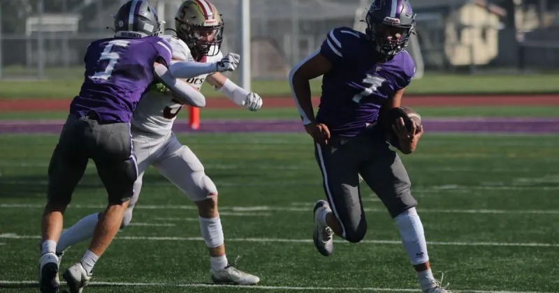 Senior playmakers lead Hartington-Newcastle to rout of DCS