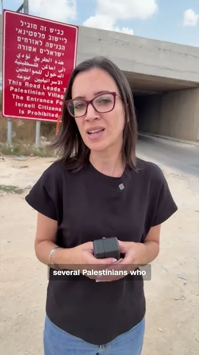 Israeli Settlers Besiege Palestinian Home in West Bank (Video)