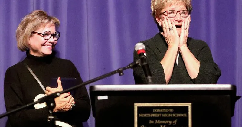 Foundation seeks nominations for Excellence in Teaching Award