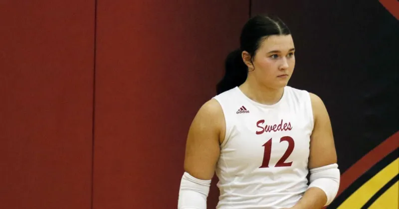 Riley Flesch serves 10 aces in Gothenburg's Tuesday sweep of Alma