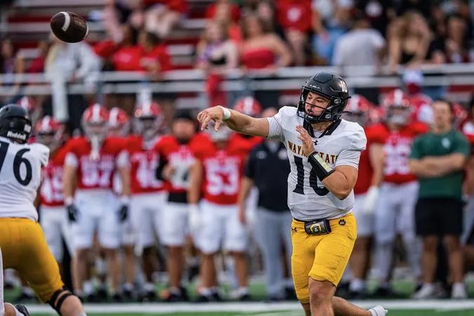 Forgy's late TD run lifts Wildcats in 35-28 win at Minot State