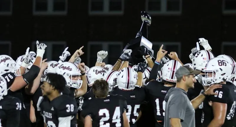 Eagles Claim Good Life Trophy, Beat UNK 24-21